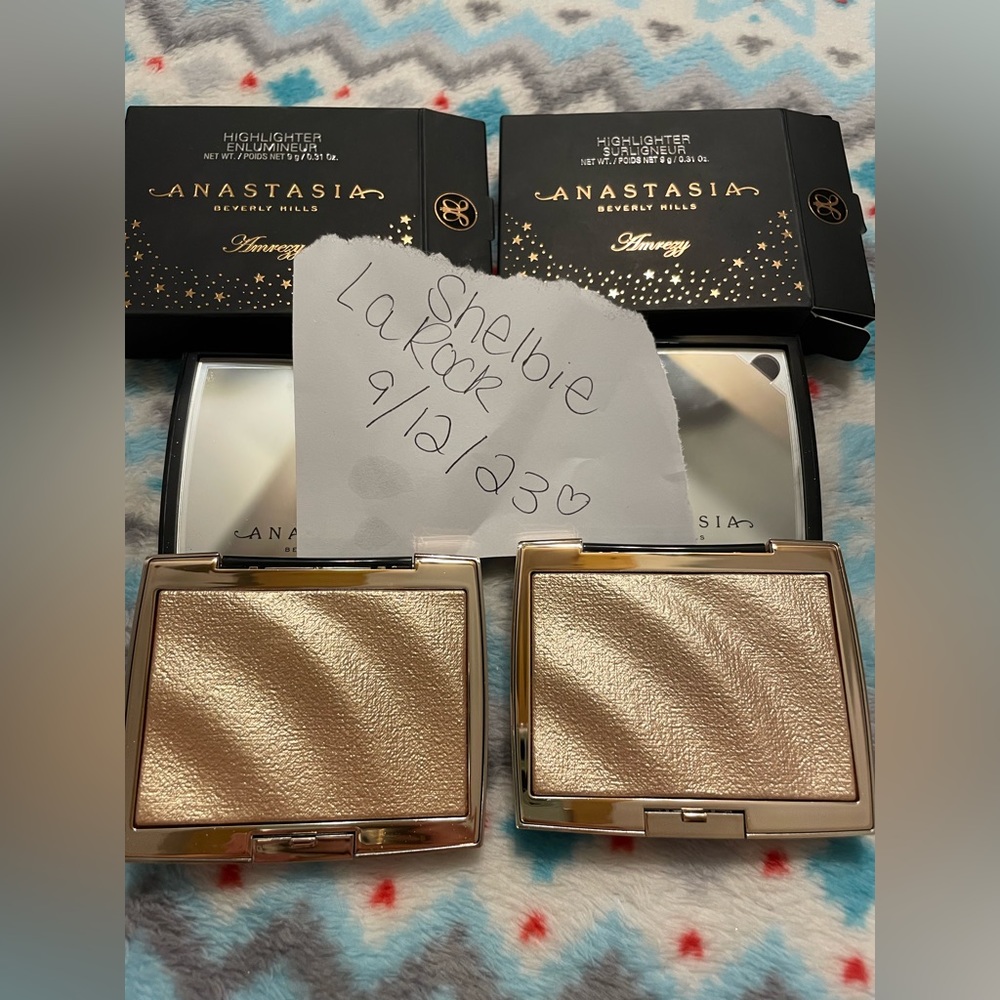 Anastasia Beverly Hills Amrezy Highlight Palette - brand new in box